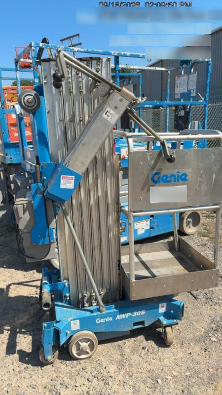 2018 GENIE AWP-30S
