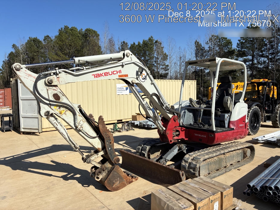 2021 TAKEUCHI TB250-2