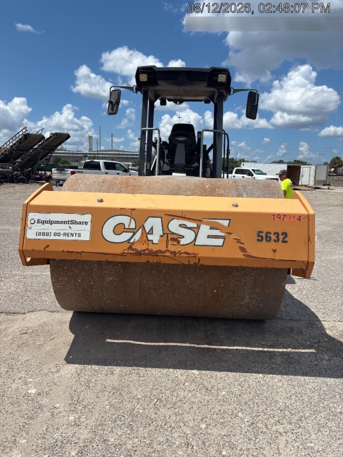 2021 CASE SV211E