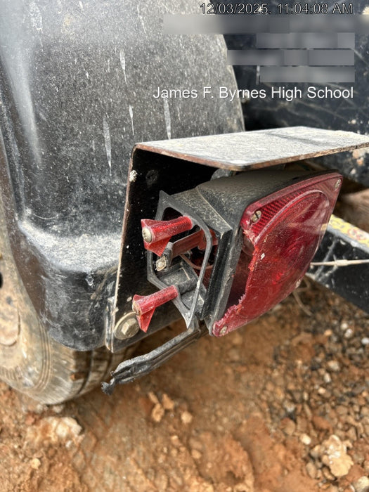 2020 Lincoln Electric Vantage 322 Welder Ready-Pak 3, w/ GPS & Decals (includes trailer, cable rack, fender light kit)