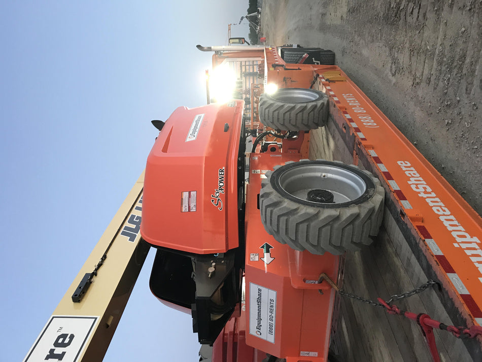 2021 JLG 660SJ