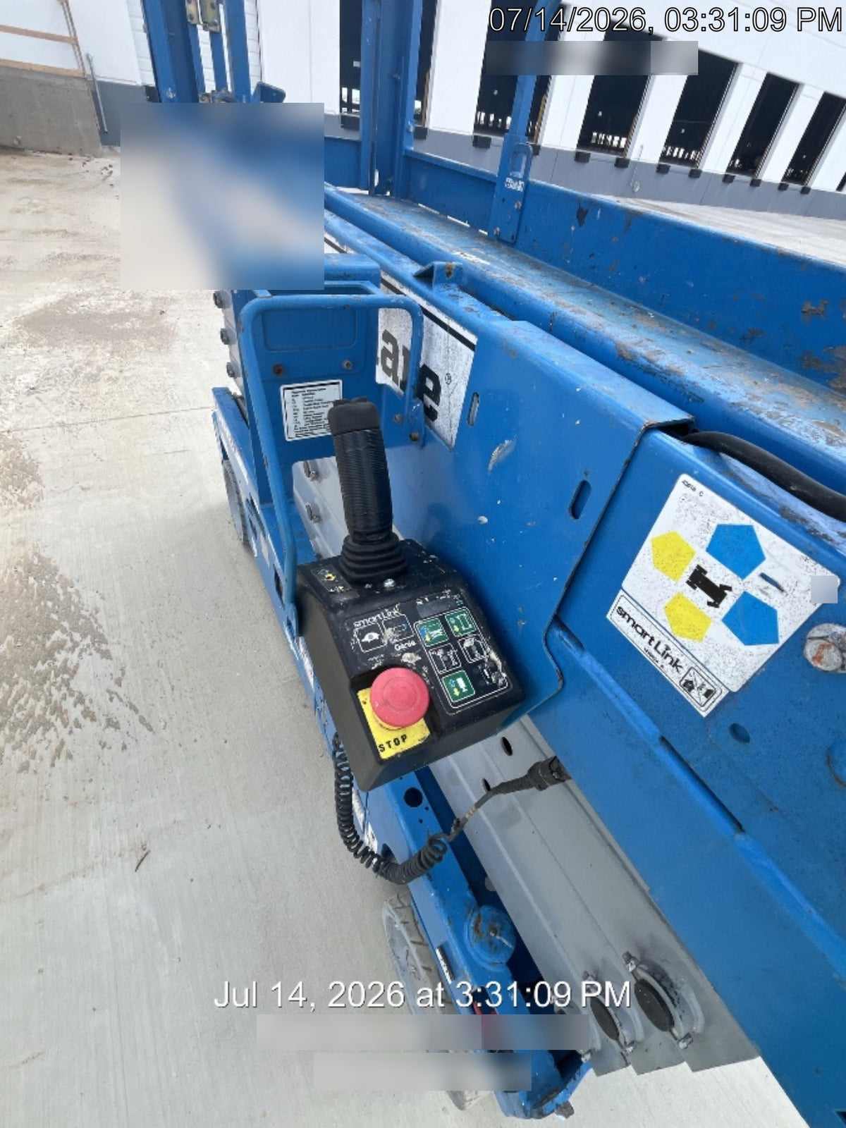 2023 GENIE GS-3232