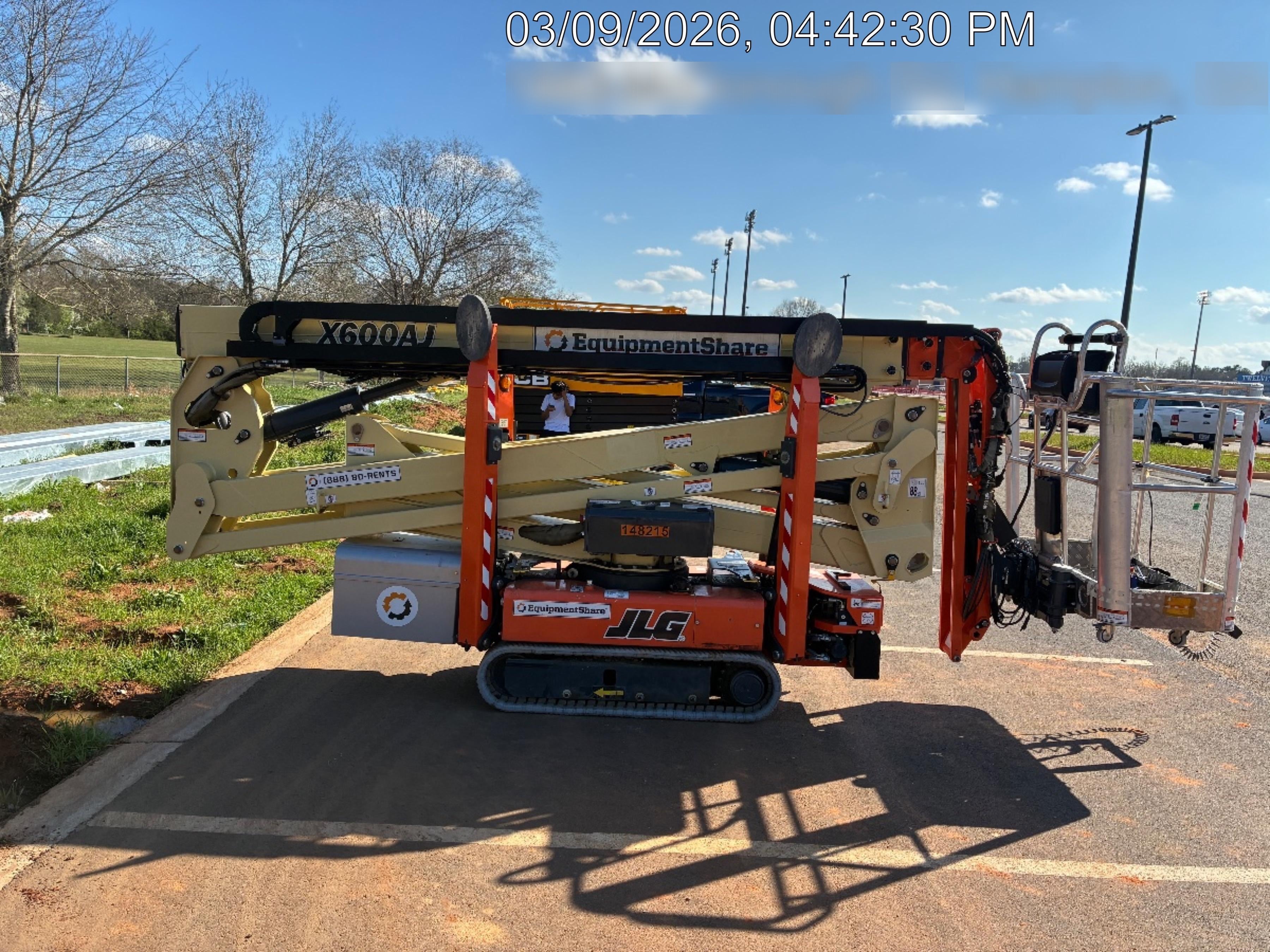2021 JLG X600AJ
