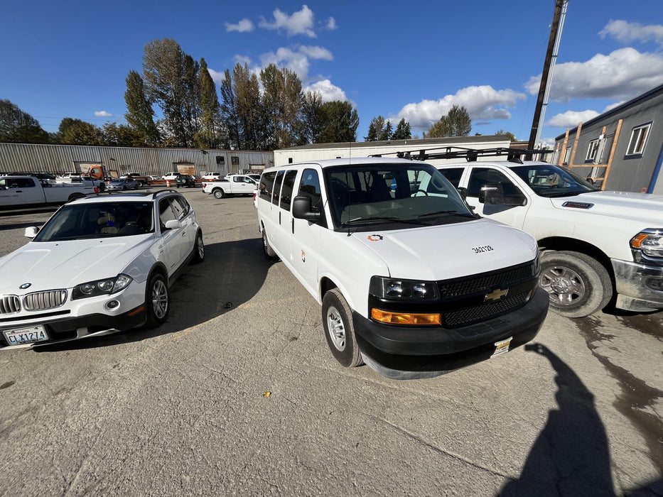 2023 CHEVROLET Express Van - Rental