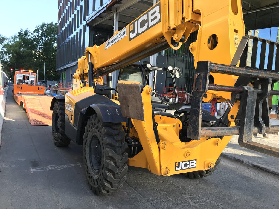 2019 JCB 512-56