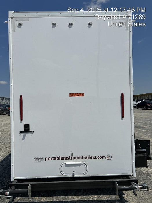2025 PORTABLE RESTROOM TRAILER RRAV258741