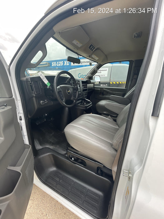 2023 CHEVROLET Express Van - Rental