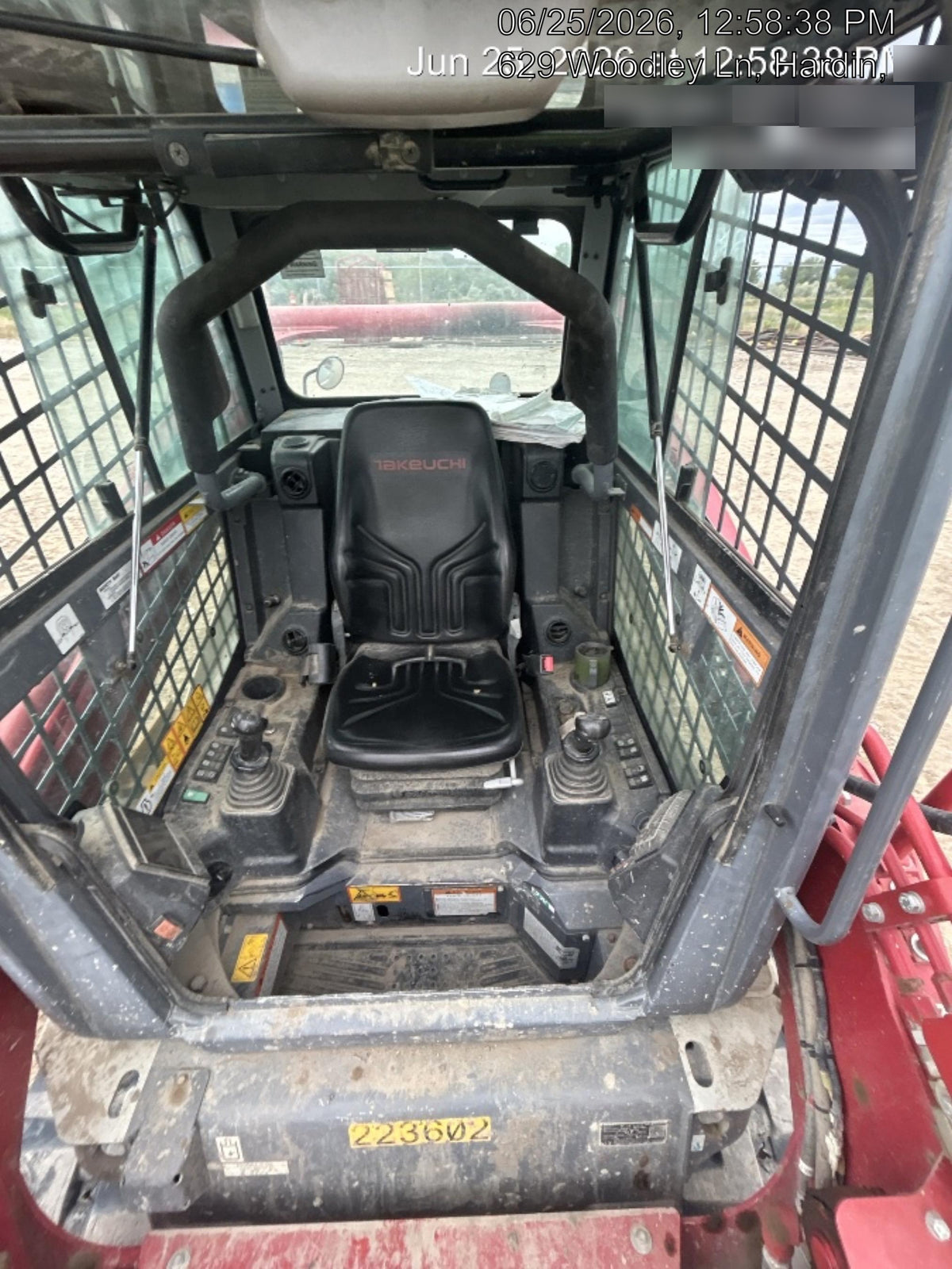 2022 TAKEUCHI TL10V2-CR