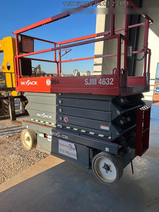 2016 Skyjack SJIII-4632 32' Electric Scissor Lift, Wide Deck