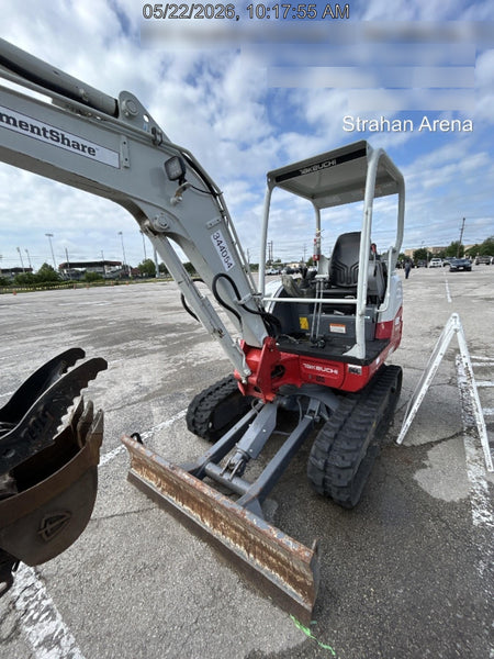 2023 TAKEUCHI TB235-2R