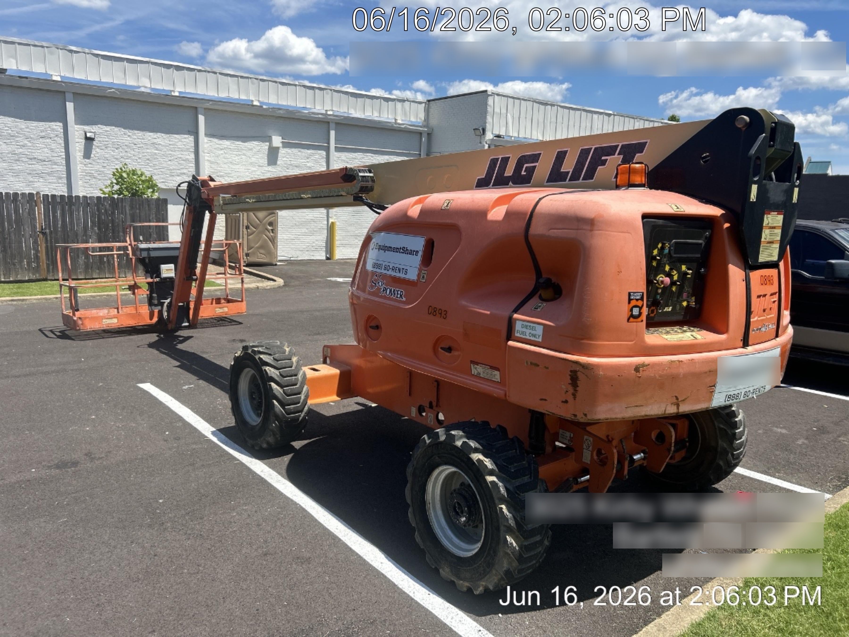 2004 JLG 460SJ