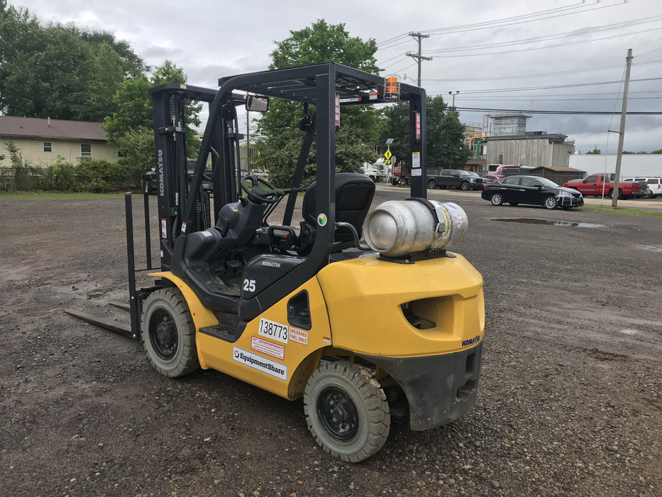 2021 KOMATSU FG25T-16