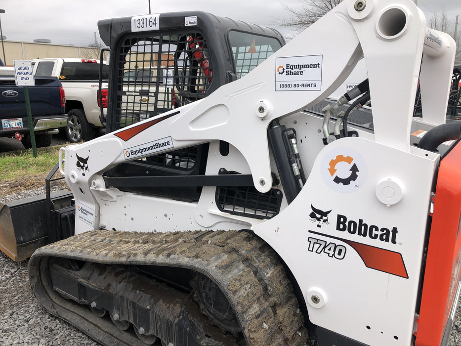 2021 BOBCAT T740