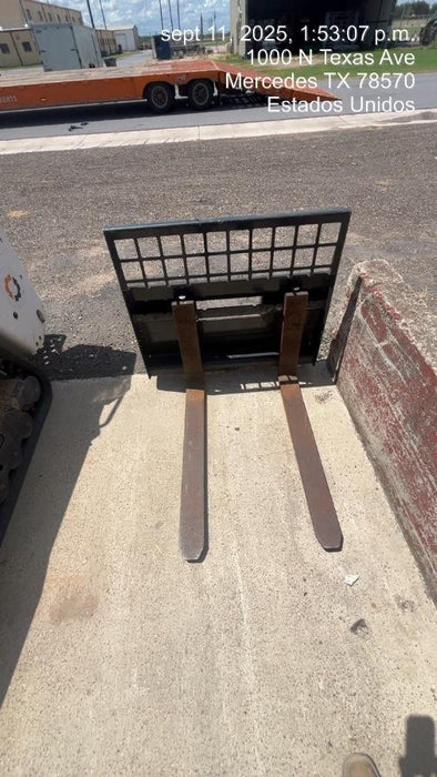 2023 BOBCAT 36" Mini Skid Steer Fork Carriage - Bobcat