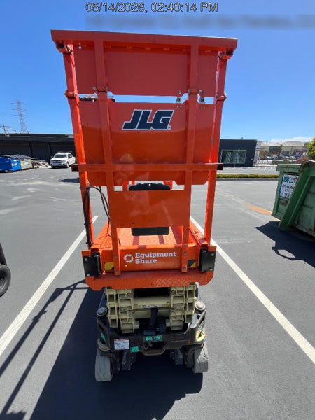 2024 JLG ES1932