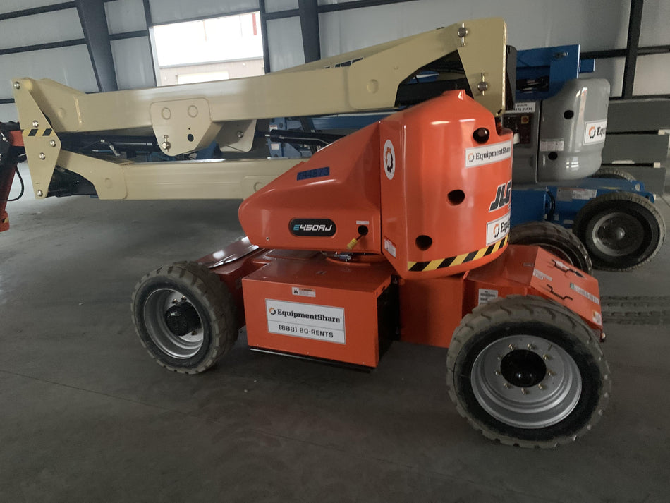 2021 JLG E450AJ