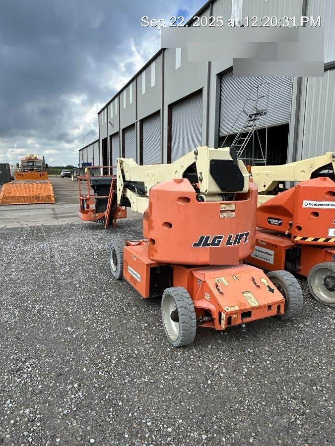 2019 JLG E400AJPN