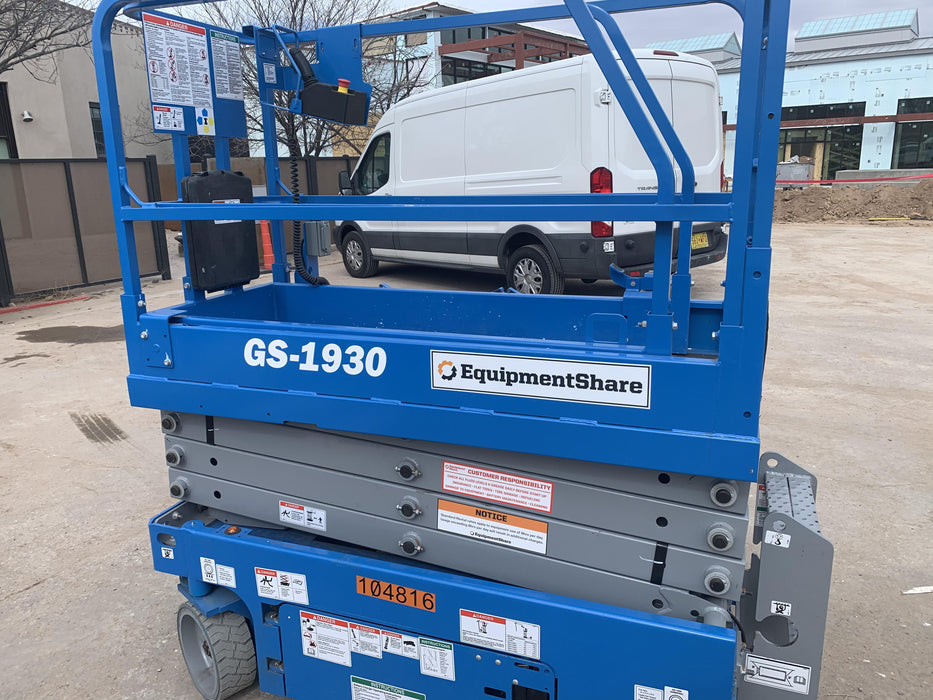 2020 Genie GS-1930 Fixed rails with chain entry gate - Pre A92.20