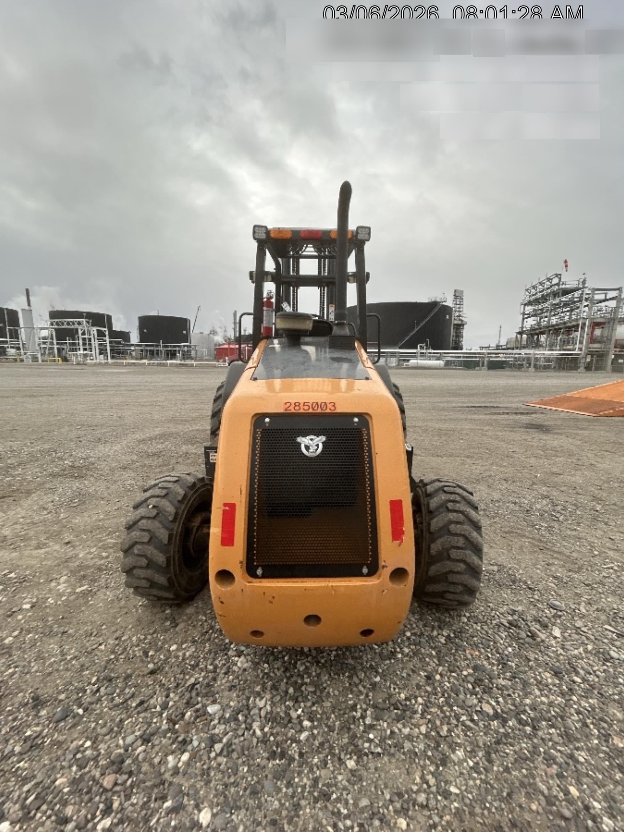 2023 CASE 588H