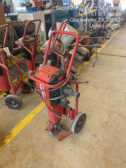 2021 HILTI TE 3000-AVR