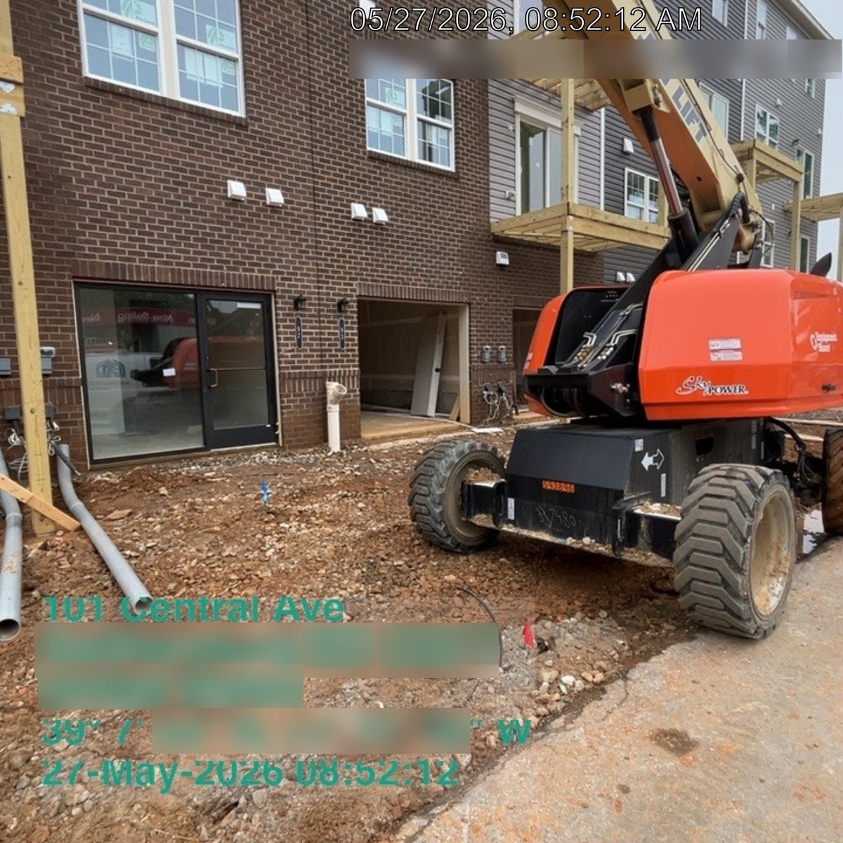 2025 JLG 660SJ