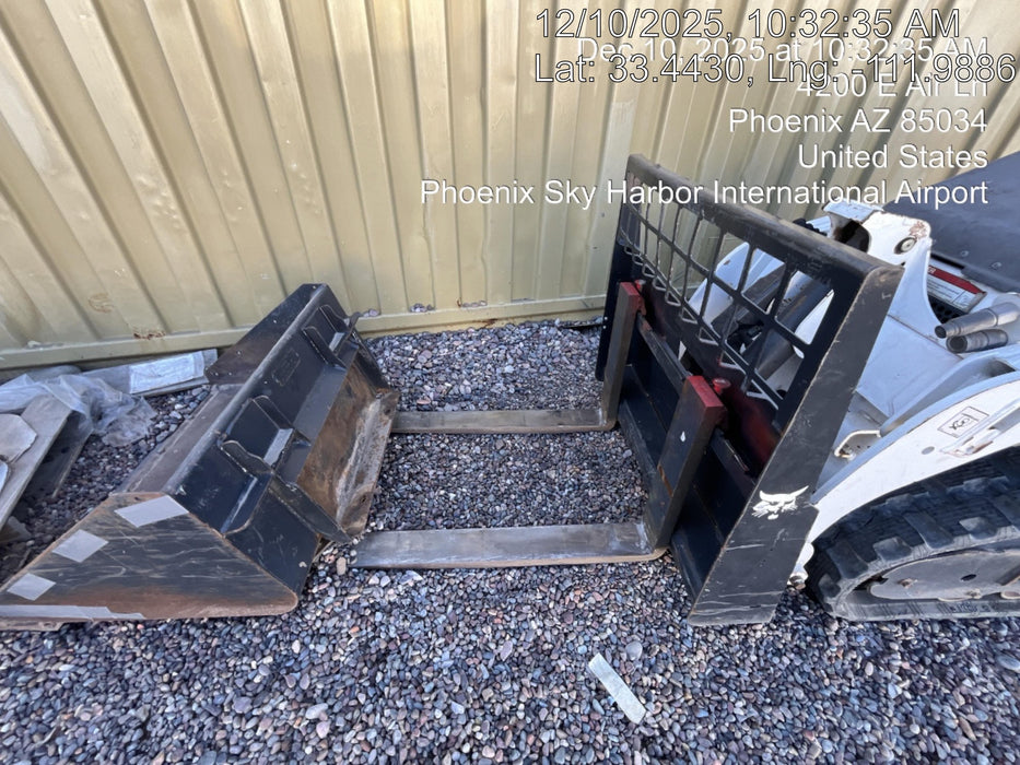 2023 BOBCAT 36" Mini Skid Steer Fork Carriage - Bobcat