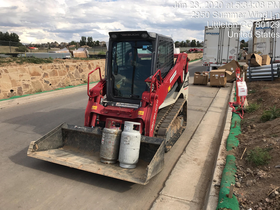 2019 Takeuchi TL10V2-CR Cab/Heat/AC, Rubber Tracks, Backup Alarm, Front & rear working Lights, Auxiliary Hydraulics, 2 Speed Travel, Engine Monitoring System, Hydraulic universal quick hitch w/76" HD dirt bucket with 8 teeth, 20.3 cubic feet capacity, 48" Pallet forks and frame