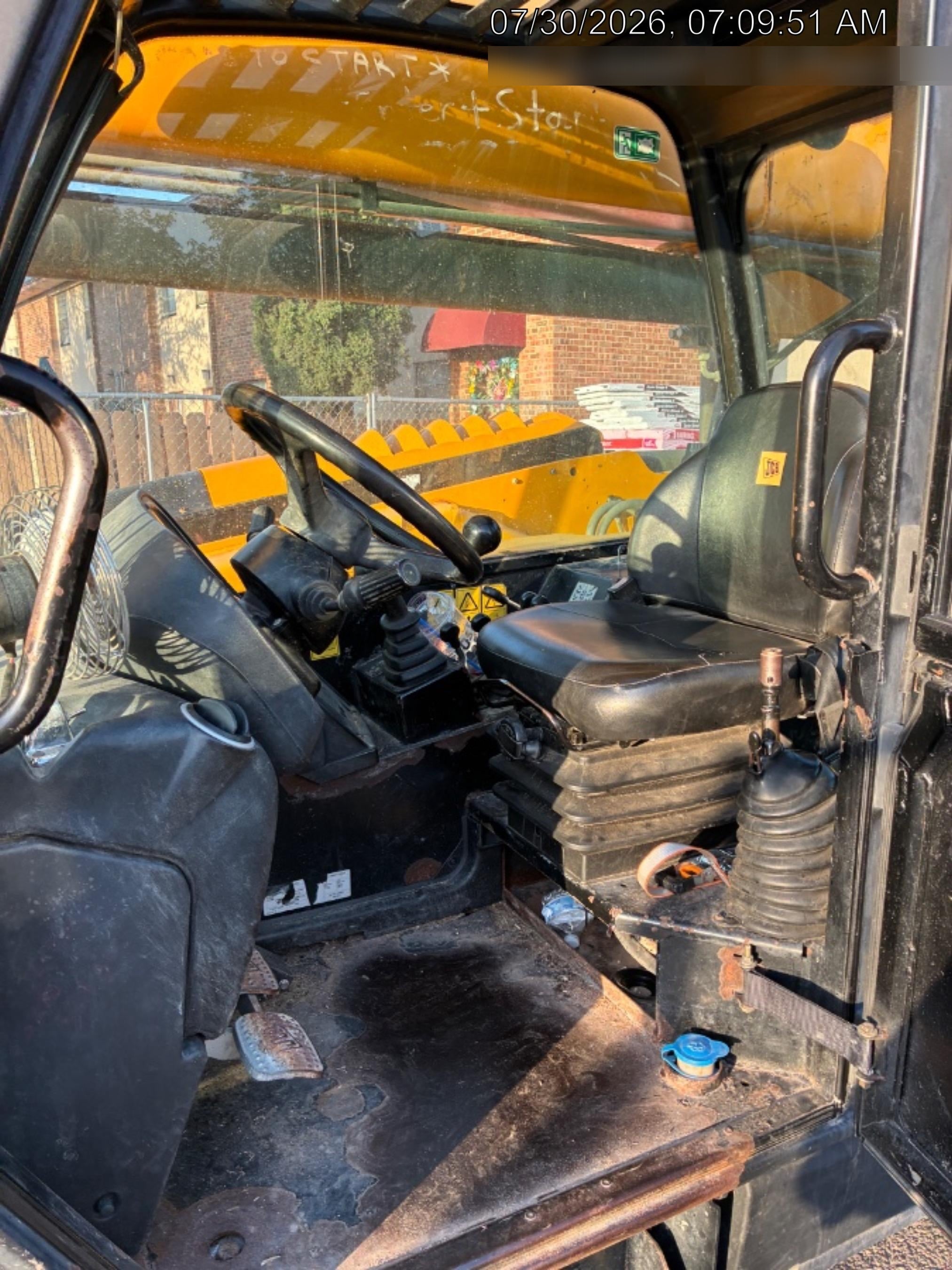2018 JCB 510-56 JCB 510-56 Telehandler 74 HP w/CAB/HVAC, Beacon, Worklights, Aux Hydraulics, Solid Tires, 60" Carriage/Forks