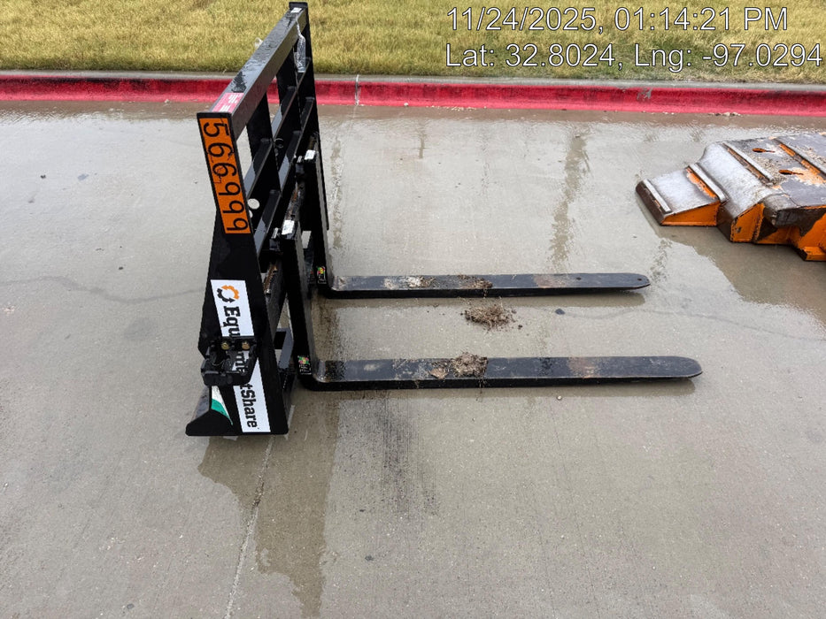 2025 ARROW MATERIAL HANDLING 48" Pallet Forks - Arrow