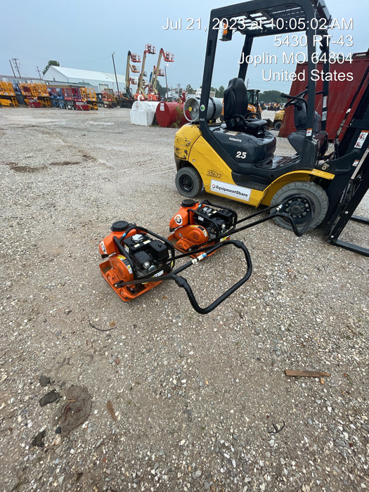 2022 Multiquip MVC88VTHW Plate Compactor, 20", w/Water Tank, Honda GX160