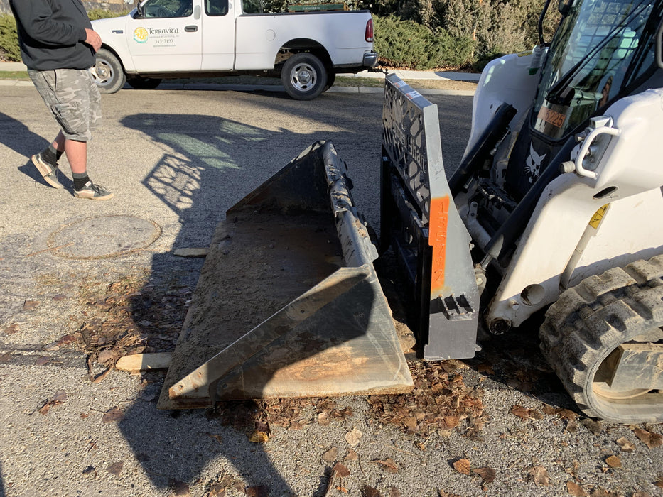 2021 PALADIN 48" Pallet Forks - Paladin