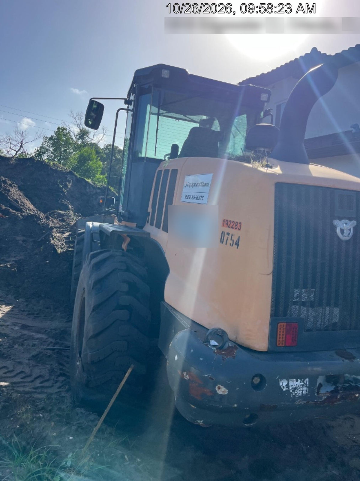 2017 Case 621G CLOSED CAB, JRB 416 STYLE HYD COUPLER