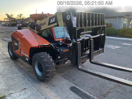 2025 JLG 519