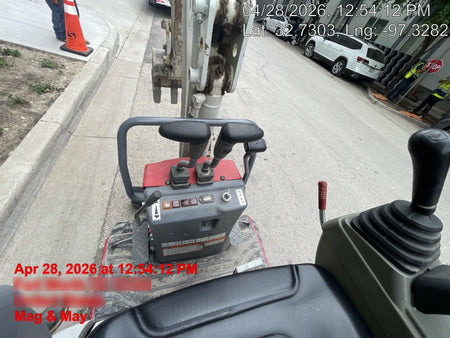 2022 TAKEUCHI TB210R