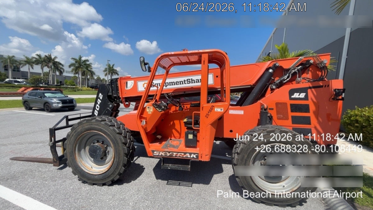 2022 SKYTRAK 8042