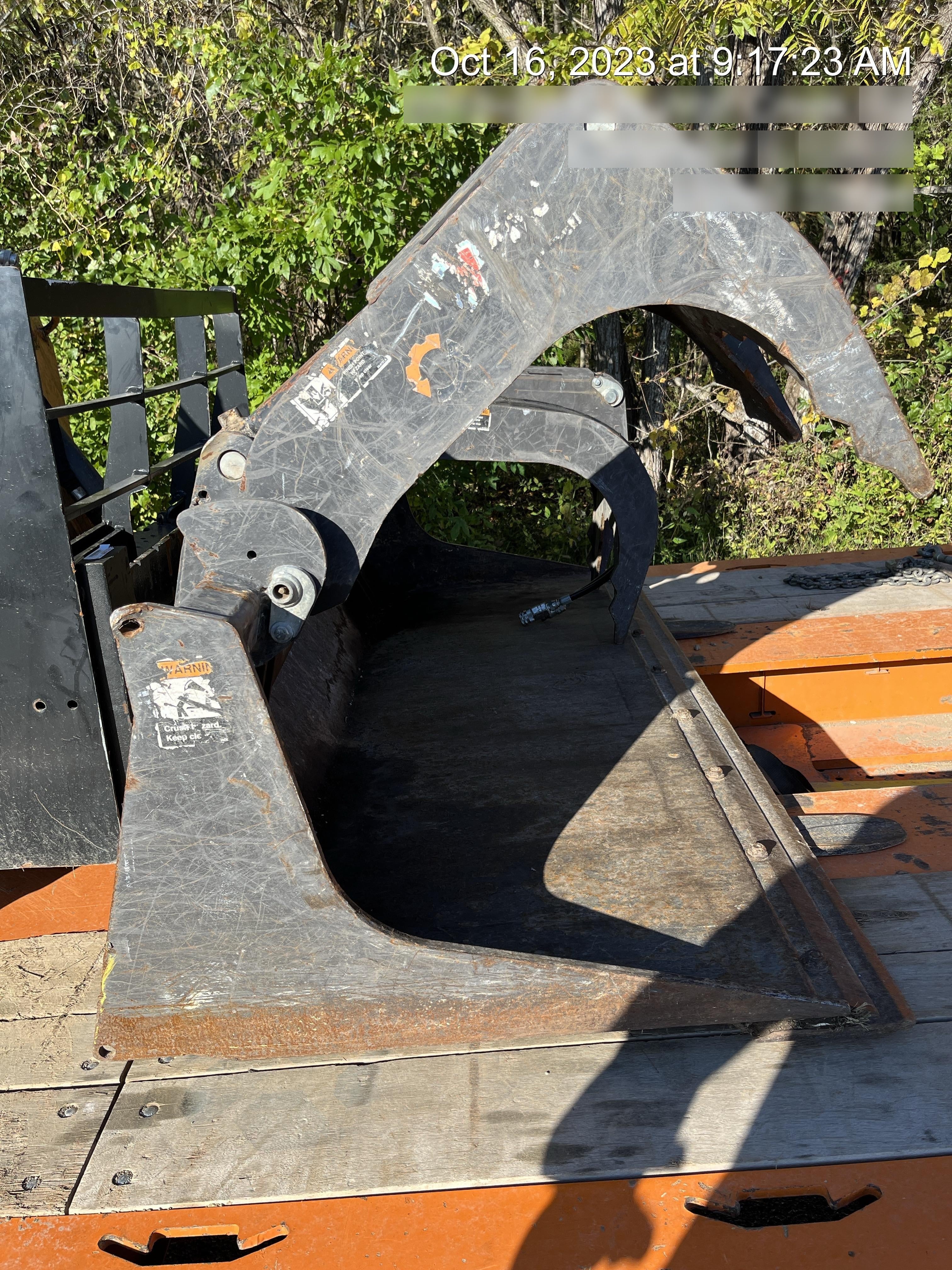 2019 PALADIN 76" Scrap Grapple Bucket - Paladin