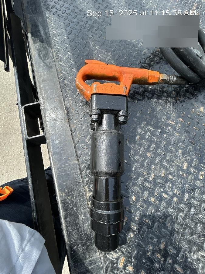 2021 MICHIGAN PNEUMATIC ES-CH3R-TRACKER