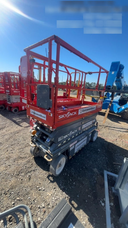 2023 SKYJACK SJ3226