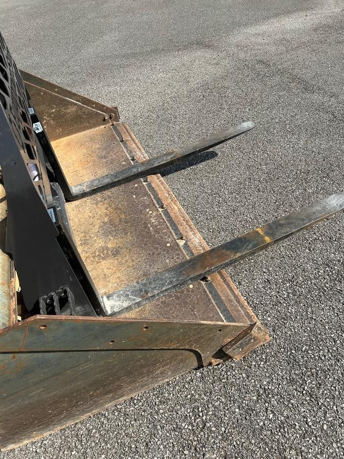 2025 PALADIN 48" Pallet Forks - Paladin