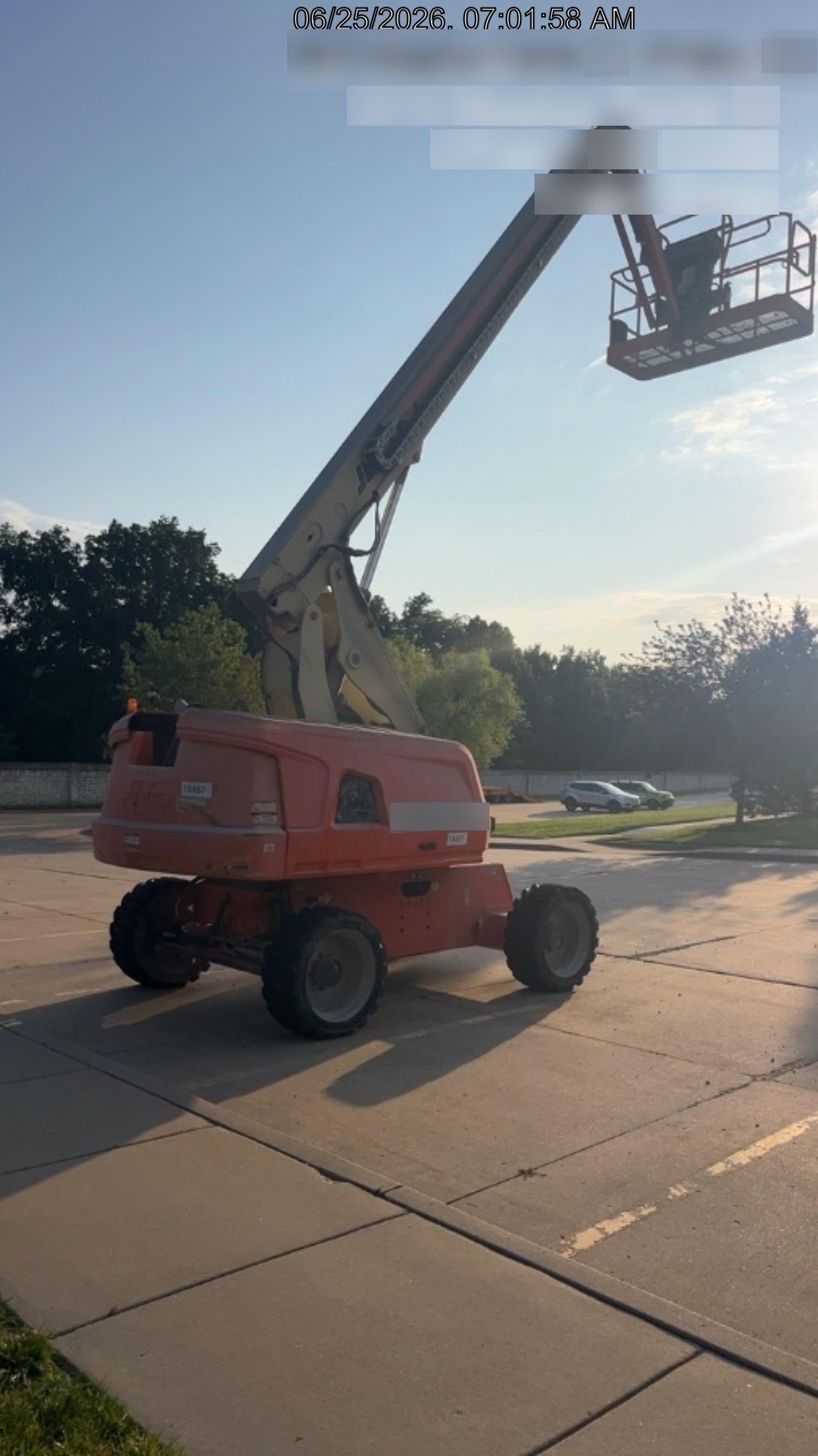 2018 JLG 660SJ