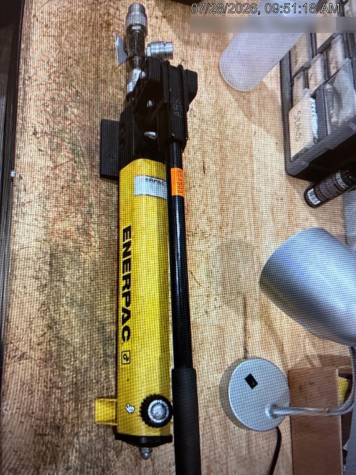 2040 ENERPAC P392