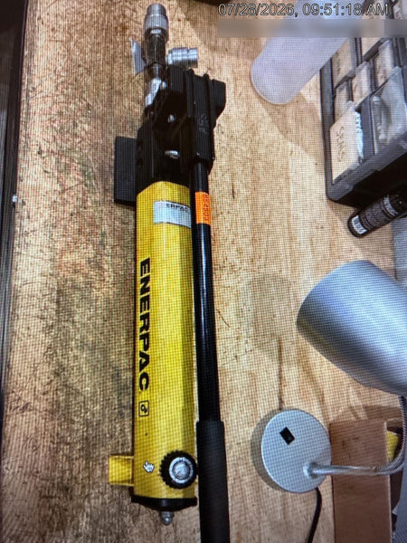 2040 ENERPAC P392