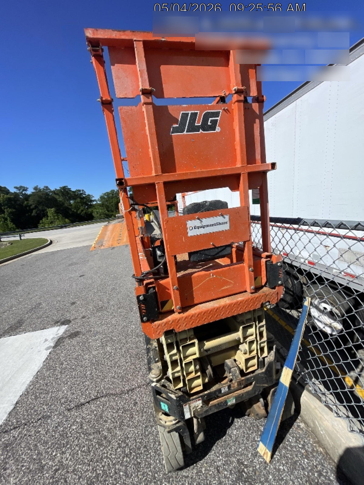 2021 JLG ES1932