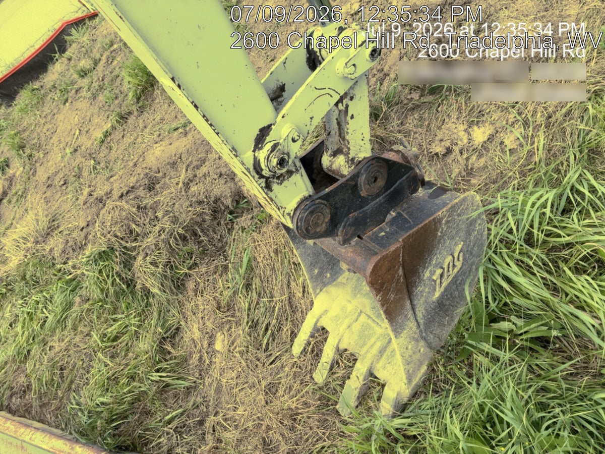 2021 TAKEUCHI TB235-2CR