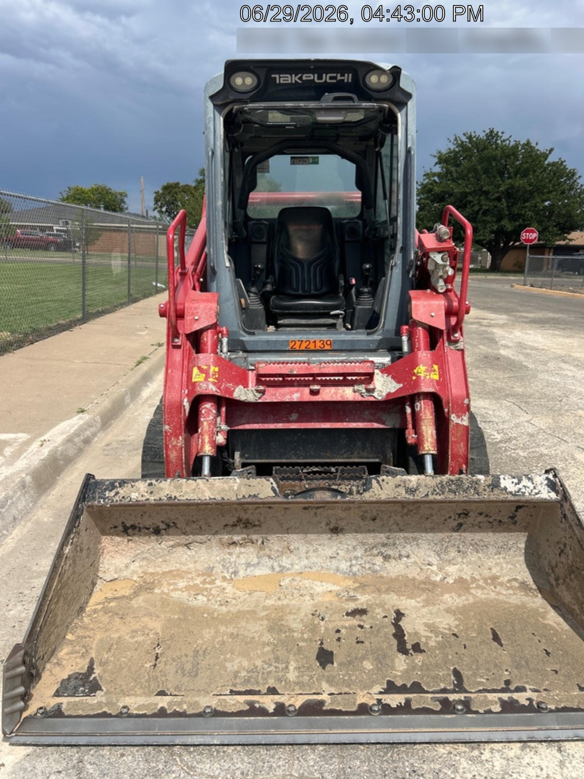 2022 TAKEUCHI TL10V2-CR