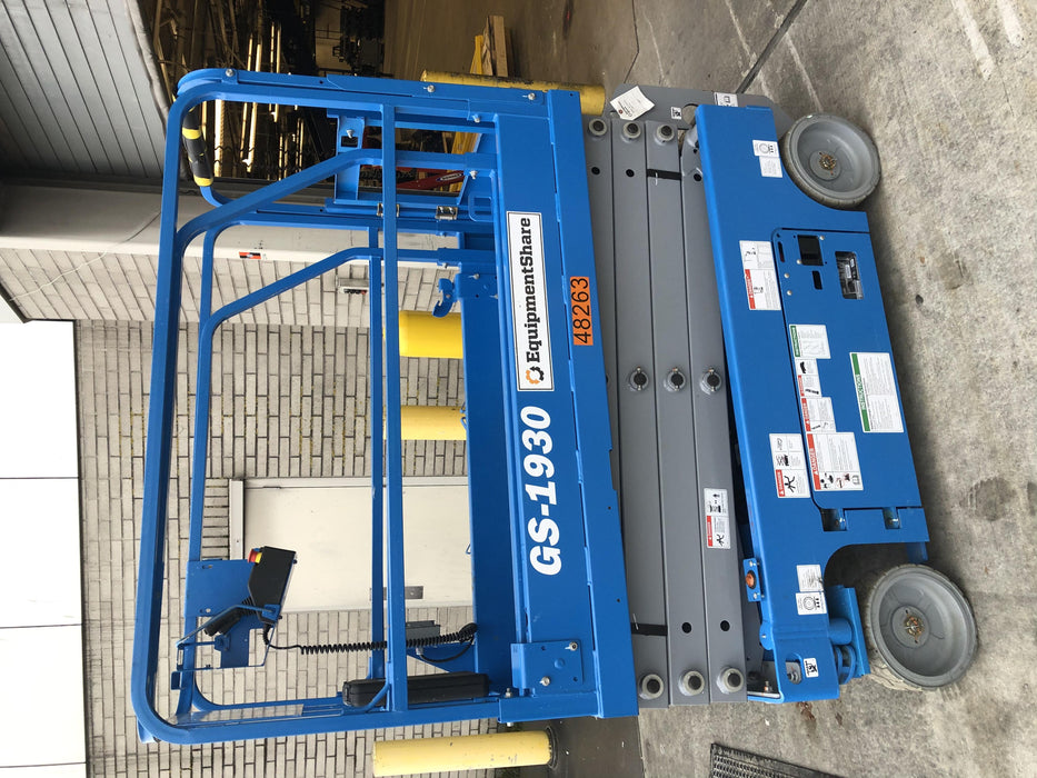 2019 Genie GS-1930 Half Height Swing Gate, 800W Inverter