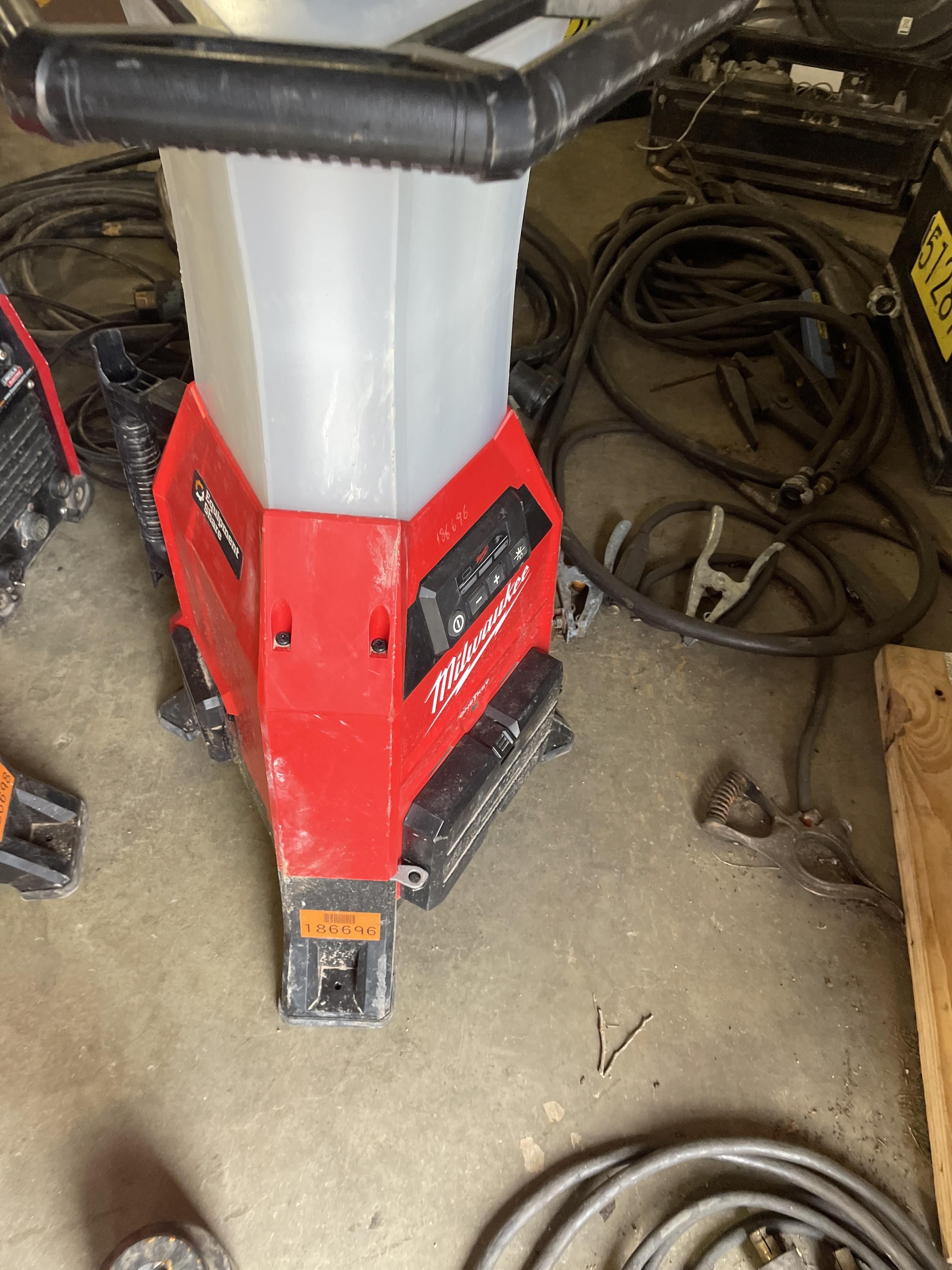 2021 MILWAUKEE 2150-20