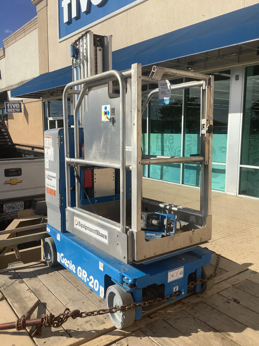 2020 GENIE GR-20