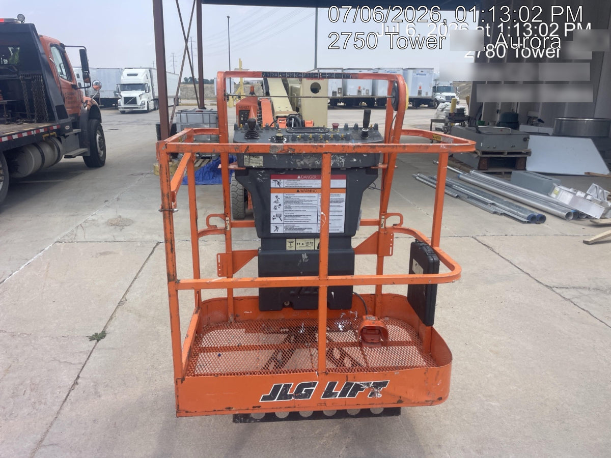 2019 JLG E400AJPN