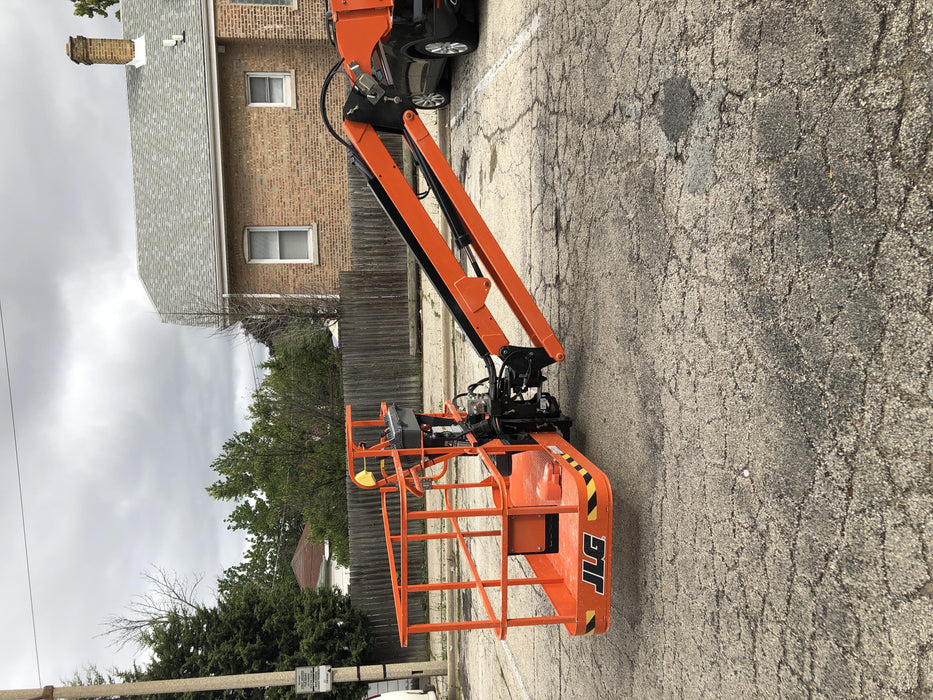 2020 JLG 660SJ